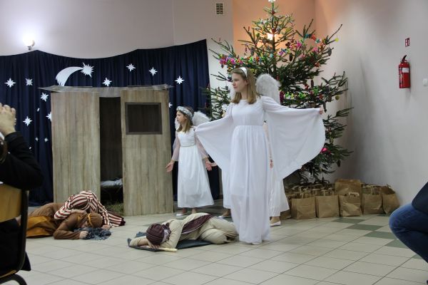 Jasełka w ramach projektu „Boże Narodzenie po Staropolsku w Wieczfni Kościelnej”