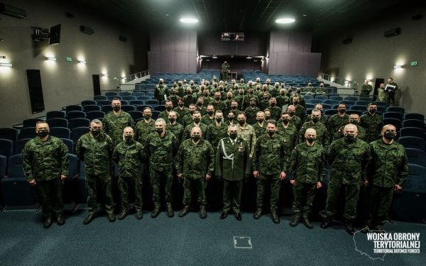 Wręczenie patentów oficerskich w 5 MBOT