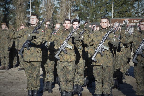 Przysięga żołnierzy ochotników 5 Mazowiecka Brygada