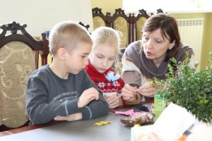 W Muzeum powstały tradycyjne palmy wielkanocne