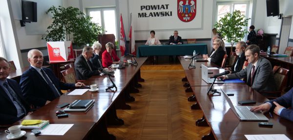 Sesja Rady Powiatu Mławskiego