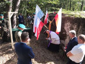 Uroczystość przekazania urny z ziemią obrońców Ojczyzny w czasie II wojny światowej