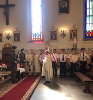 Uroczystość przekazania urny z ziemią obrońców Ojczyzny w czasie II wojny światowej