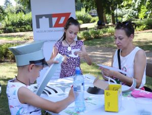 Rogatywki, nieśmiertelniki i wojskowa racja żywnościowa