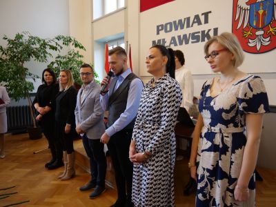 Uroczyście na XL Sesji Rady Powiatu Mławskiego