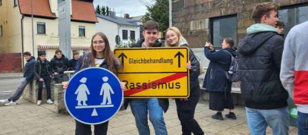 Młodzież I LO odwiedziła Norymbergę w ramach projektu  „Zachować pamięć"