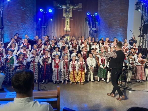 Mala Armia Janosika (4)