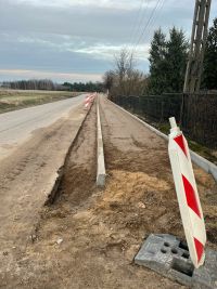 Budowa chodnika w Windykach (2)
