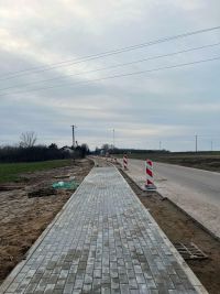 Budowa chodnika w Windykach (3)