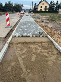 Budowa chodnika w Windykach (4)