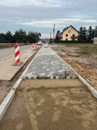 Budowa chodnika w Windykach (5)