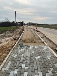 Budowa chodnika w Windykach (6)