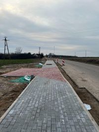 Budowa chodnika w Windykach (10)