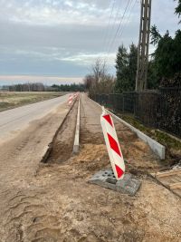 Budowa chodnika w Windykach (13)