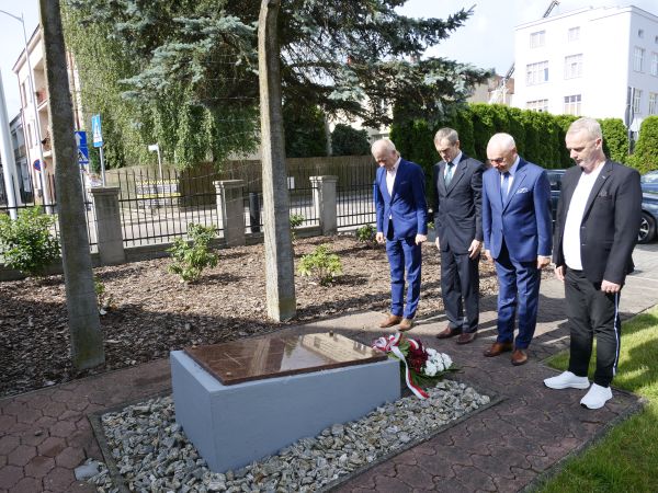 Narodowy Dzień Pamięci Ofiar Niemieckich Nazistowskich Obozów Koncentracyjnych i Obozów Zagłady (3)