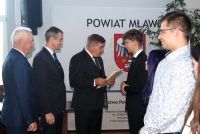 Nagrody Starosty Mławskiego dla najlepszych maturzystów i laureató konkursów 2025  (1)