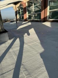 Remont dachu Mławskiej Hali Sportowej w Mławie  (2)