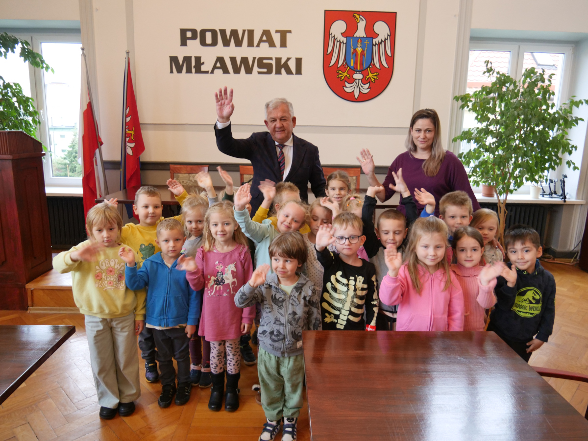 Starostwo Powiatowe w Mławie miało wczoraj (19 października) przemiłych gości