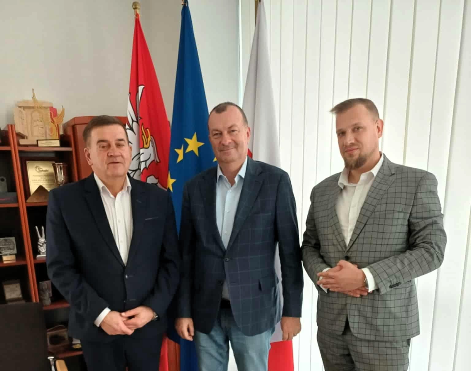 💬O rozwoju regionu i planach na przyszłość. Władze Powiatu Mławskiego z wizytą u Wicemarszałka Województwa Mazowieckiego. 🤝