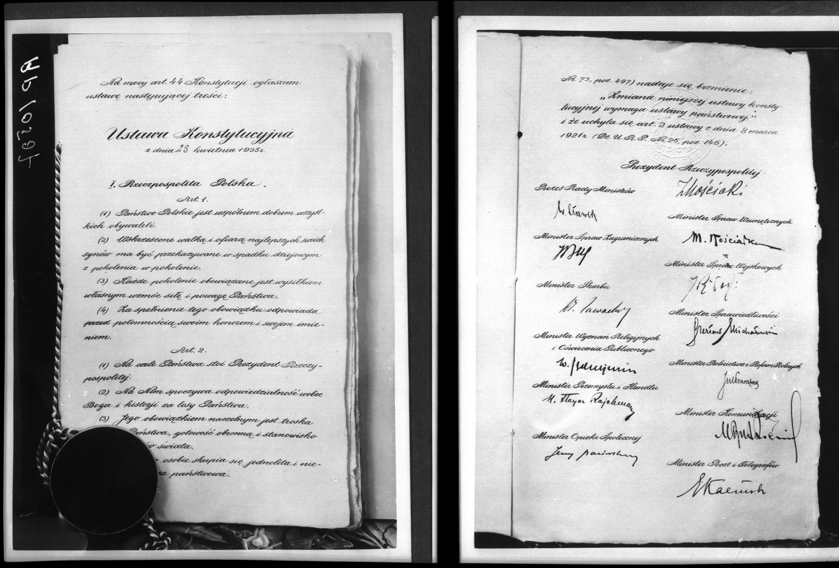 23 kwietnia 1935 Podpisanie Konstytucji Kwietniowej