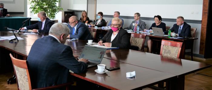 30 sierpnia XXVIII Sesja Rady Powiatu Mławskiego - transmisja